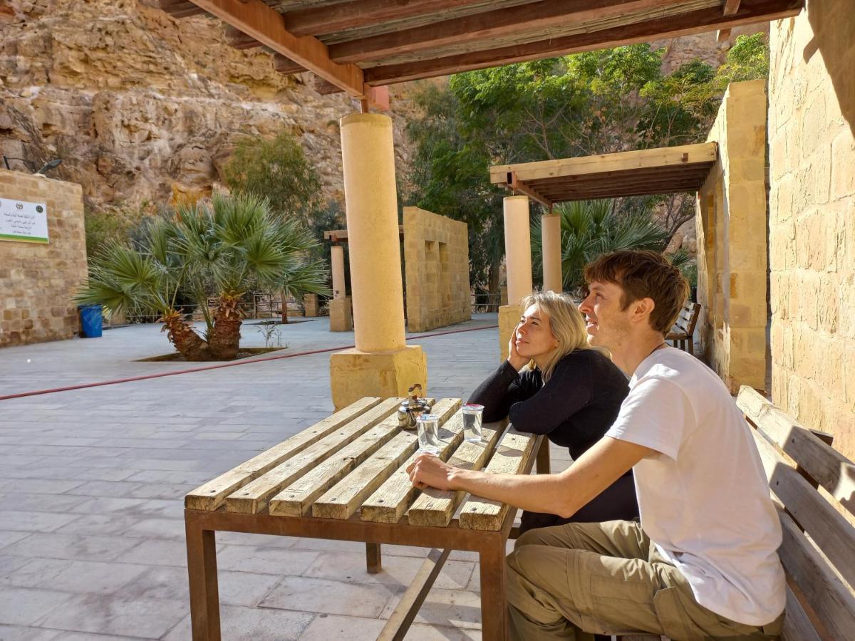 Afra Hot Springs Chalets At-Tafilah Exterior photo